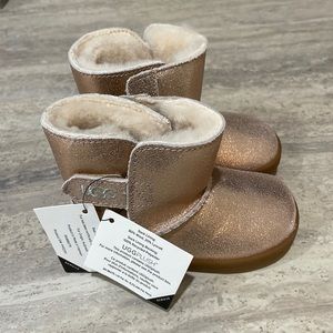 NWT Ugg boots baby/toddler size 4/5